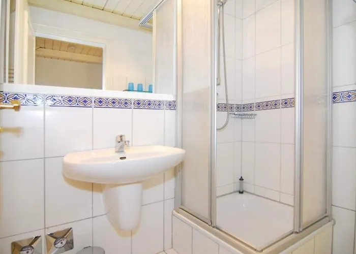 Alma &amp Eva, Whg 5 *